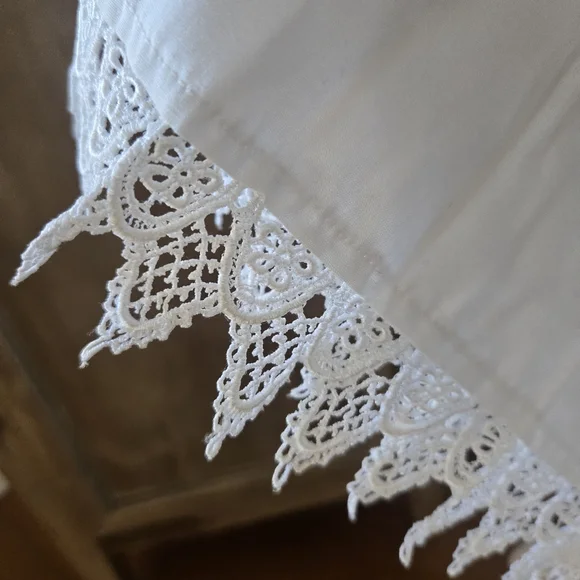 VTG 1960s/70s Lace Dress With Bow Detail, Flowy, Boho/Prairie - Picture 9 of 10